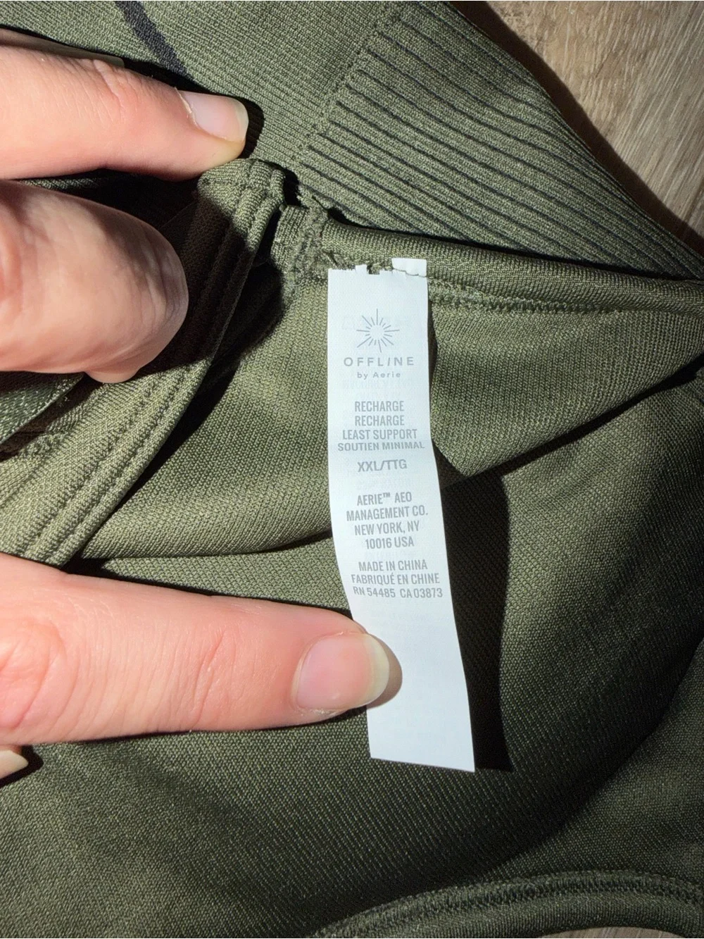 NWOT OFFLINE by Aerie Women’s Ribbed Olive Green Seamless Sports Bra